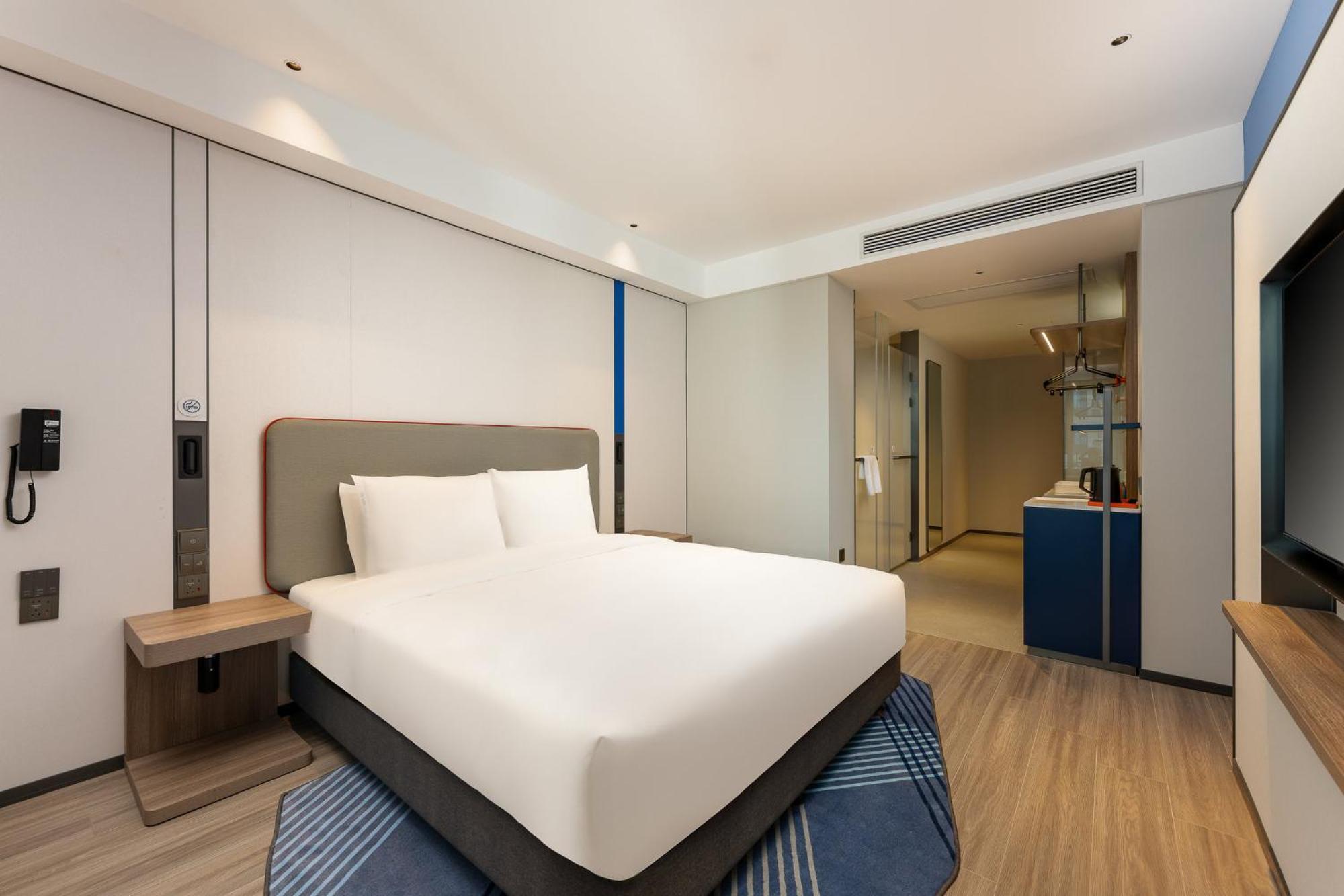 Holiday Inn Express Taizhou City Center By Ihg Екстериор снимка