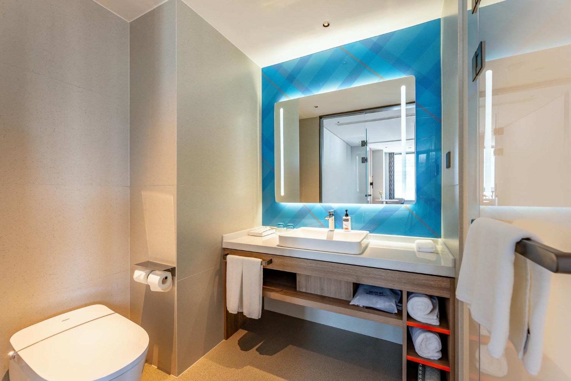 Holiday Inn Express Taizhou City Center By Ihg Екстериор снимка