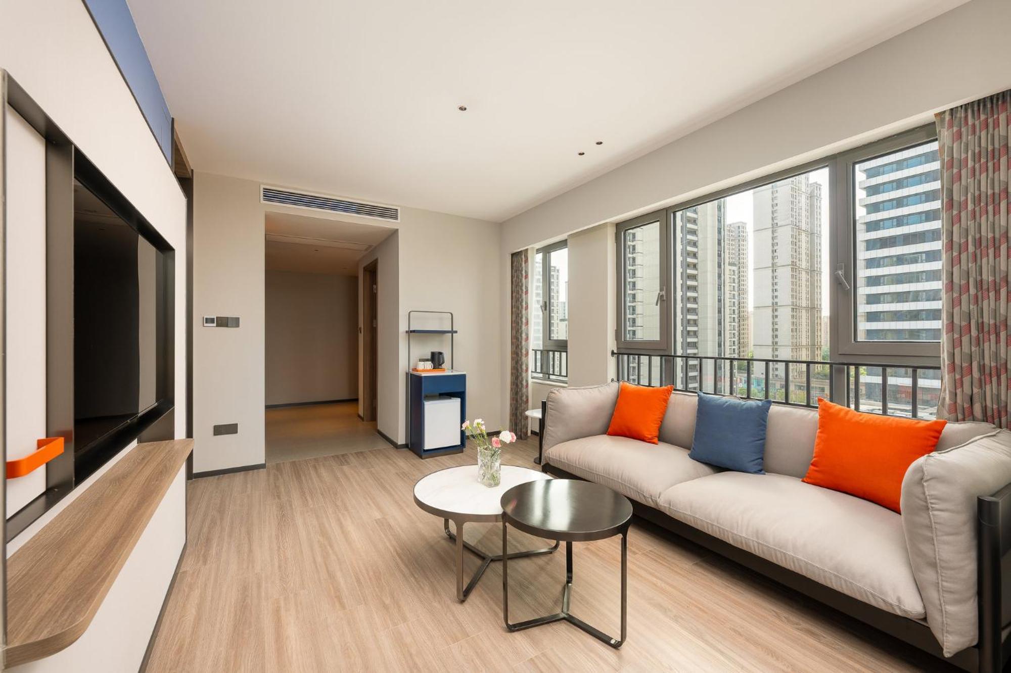 Holiday Inn Express Taizhou City Center By Ihg Екстериор снимка